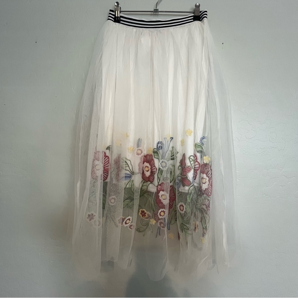Vintage Skirt Midi White Tulle Sheer Whimsical Festival Embroidered Floral Artsy - Picture 1 of 11